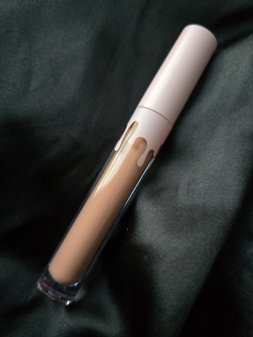 Kylie Jenner Matte Liquid Lipstick Shade Another Day, Another Nude